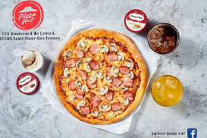 Pizza Hut food