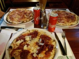 Pizzeria Dunvegan Di Lenatti Daria E C food