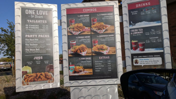 Raising Cane's Chicken Fingers outside