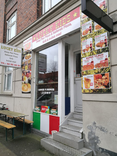 Lucky Kids Pizza Udenfor