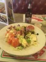 Napoli's Italian Eatery food