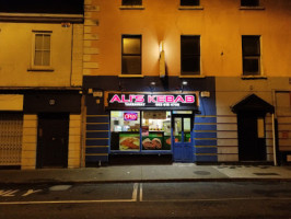 Ali's Kebab food