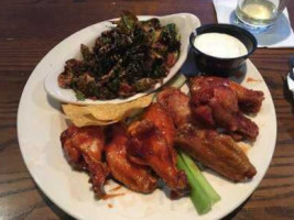 Hickory Tavern food