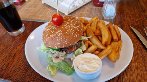 Cafe' Saga Hobro Mad