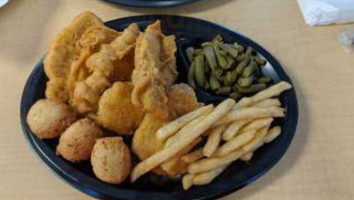 Long John Silver's inside