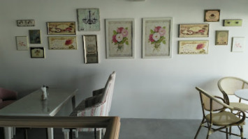 Pastel Cafe Al Khobar inside