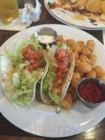 Hickory Tavern food