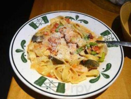 Olive Garden food