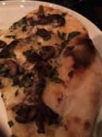 Carmens Of Evanston Pizzeria food