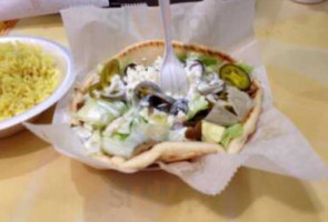 Sams Gyros food