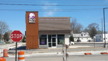 Taco Bell outside