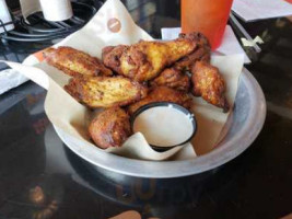 Hooters food