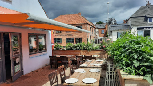 Angel's Udenfor