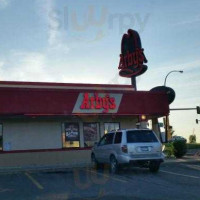 Arby's outside