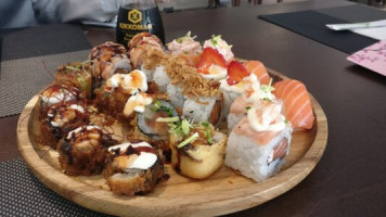 Sushi Koshi Asiatico food