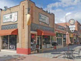 Main Street Bagels inside