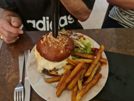 Le Marode La Buissonnière food