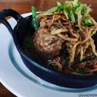 Grandview Tavern & Grille, LLC food