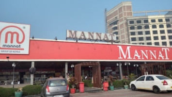 Mannat Dhaba outside