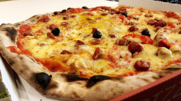 Pizza Del Piano food