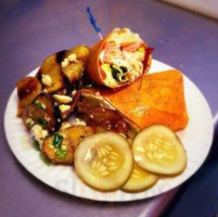 Zach's Deli Catering Co food