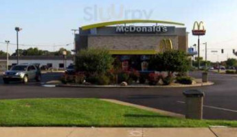 Mcdonald's outside