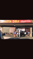 Regatta Deli food