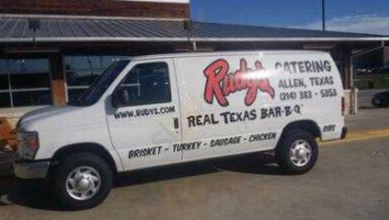 Rudy's Country Store And B-q outside