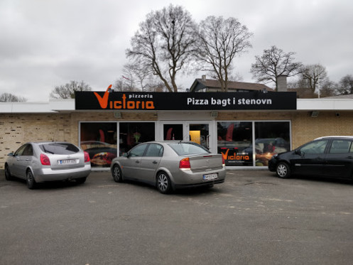 Fantazi Pizza Udenfor