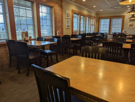 Bob Evans inside