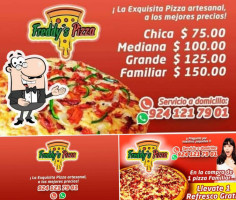 Freddy’s Pizza food