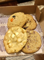 Insomnia Cookies food