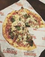 Uncle Maddio's Pizza food