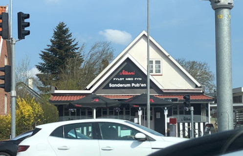 Naesby Pub'en Udenfor