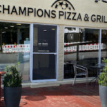 Champions Pizza Udenfor