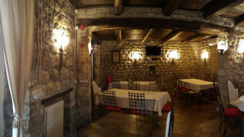 La Locanda inside