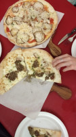 Pizzeria La Gavina food