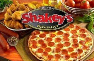 Shakey's Pizza Parlor food