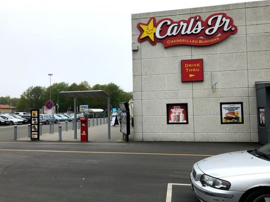 Carl's Jr. Udenfor