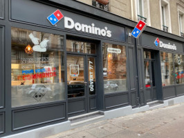 Domino's Pizza Oullins outside