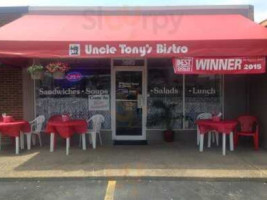 Uncle Tony's Bistro inside