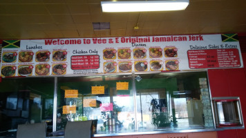 Vee And E Original Jamaican Jerk Chicken food