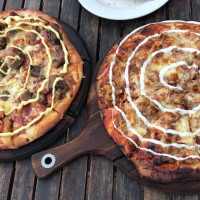 Emerald Beach Pizza & Pasta food