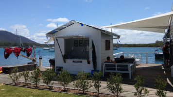 Dunbogan Boat Shed food