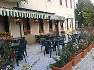 Pizzeria Al Sole inside