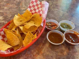 Los Tamales food