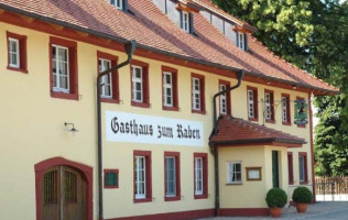 Gasthaus zum Raben outside