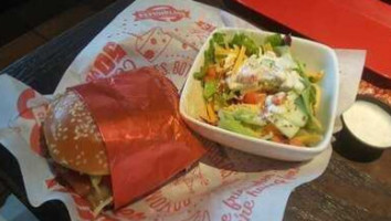 Red Robin Gourmet Burgers And Brews food