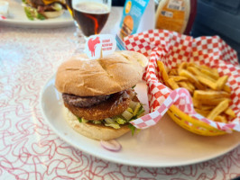 Holly's Diner outside