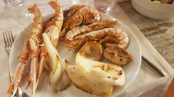 La Taverna Del Pescatore food